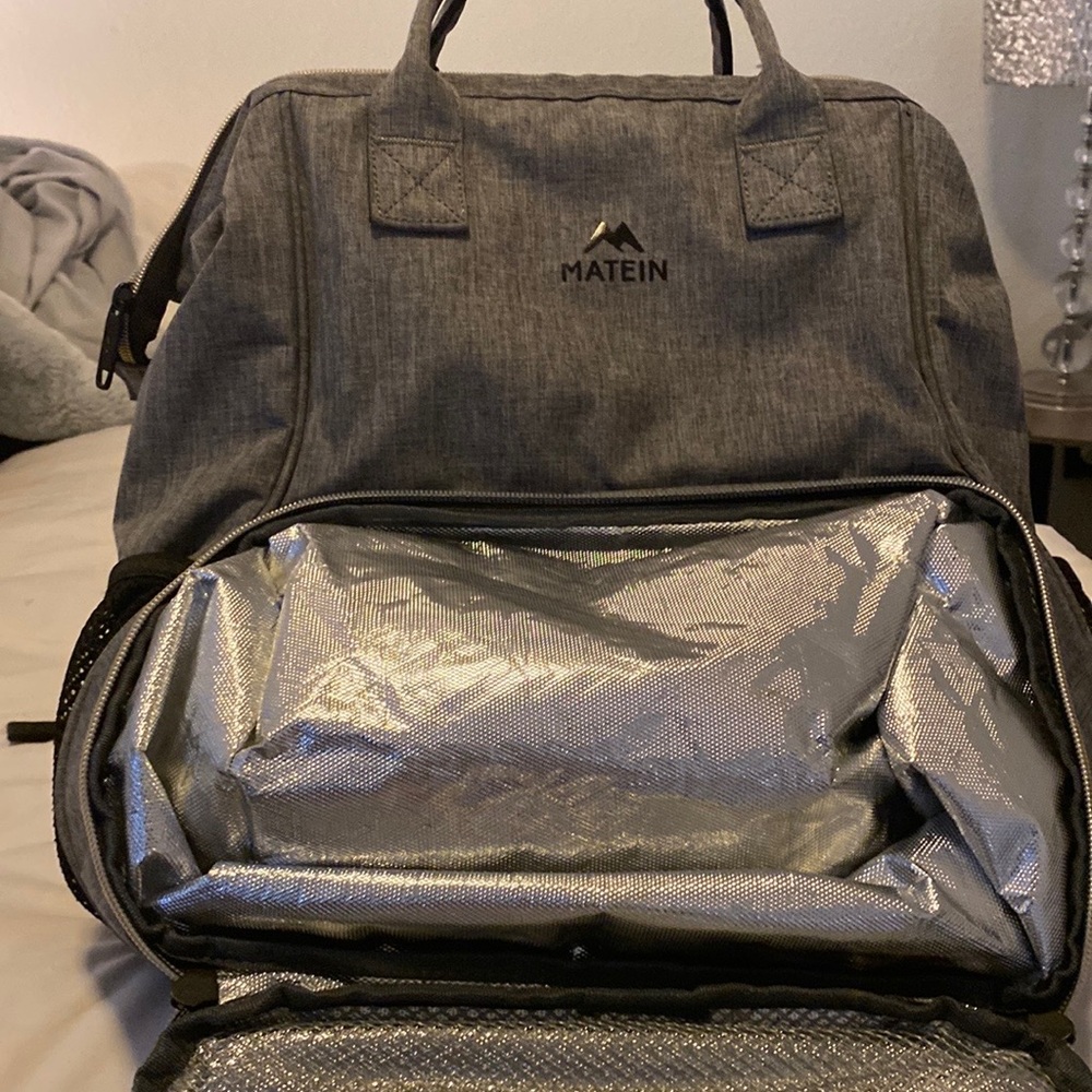 Gray backpack in good condition